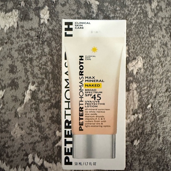 Peter Thomas Roth Mineral SPF Sunscreen - Picture 2 of 2